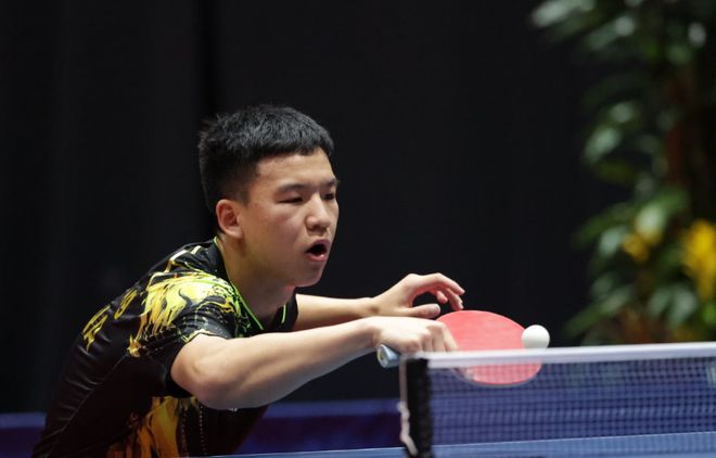 的球员之一 的球员之一